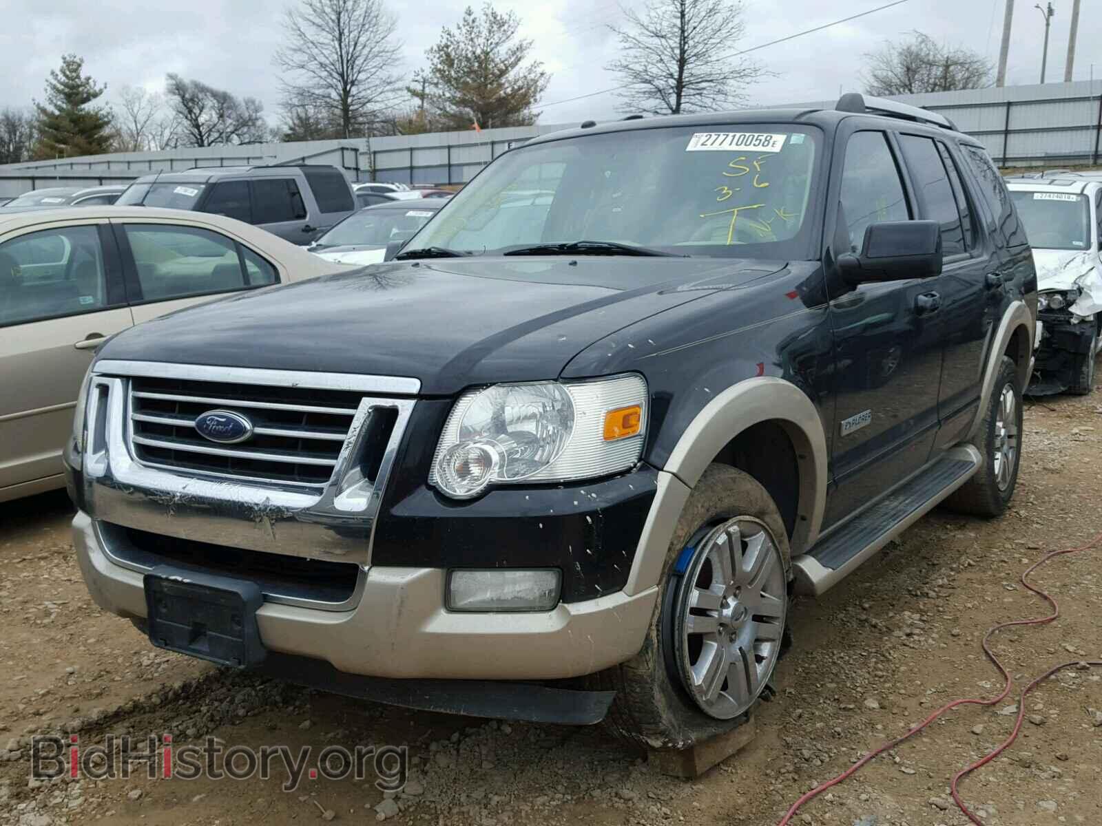 2006 FORD EXPLORER - VIN: 1FMEU74886UB28924 - Фото 2