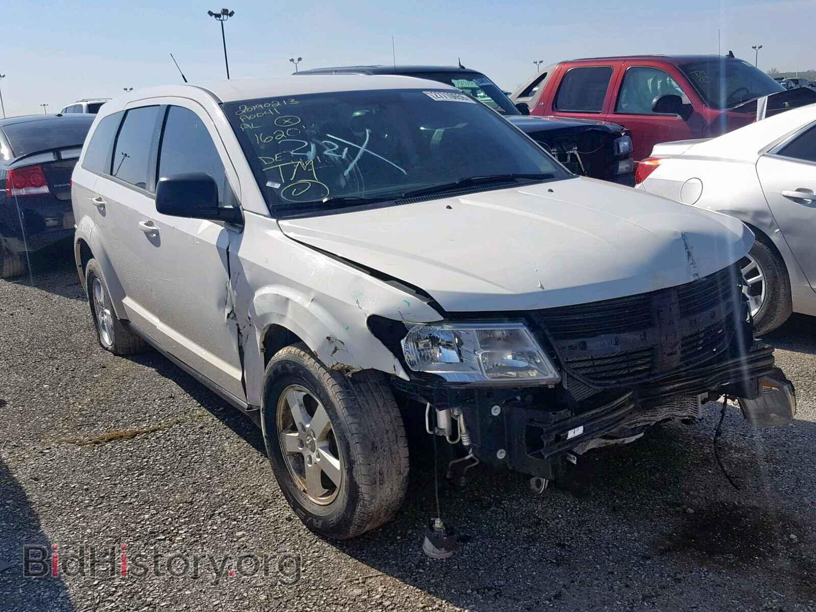 Фотография 3D4PG4FB9AT162016 - DODGE JOURNEY SE 2010