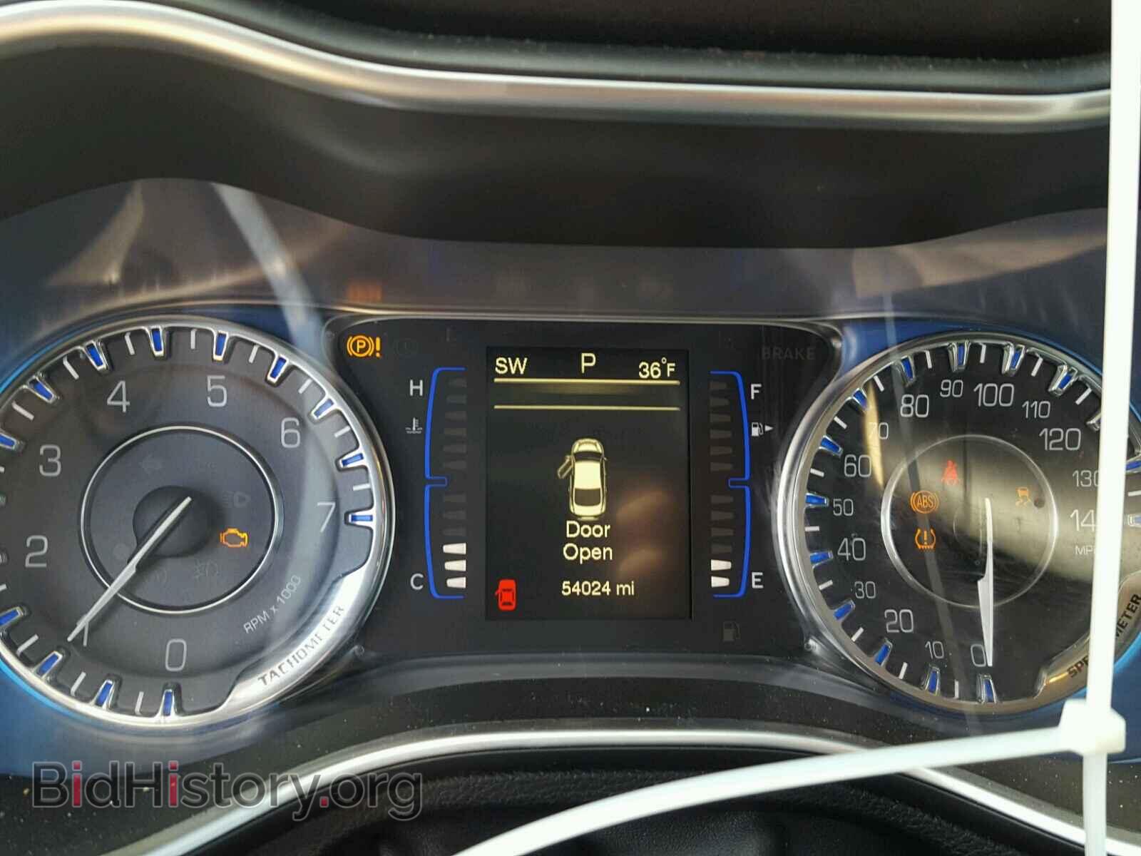 2016 CHRYSLER 200 - VIN: 1C3CCCAB2GN155172 - Photo 8