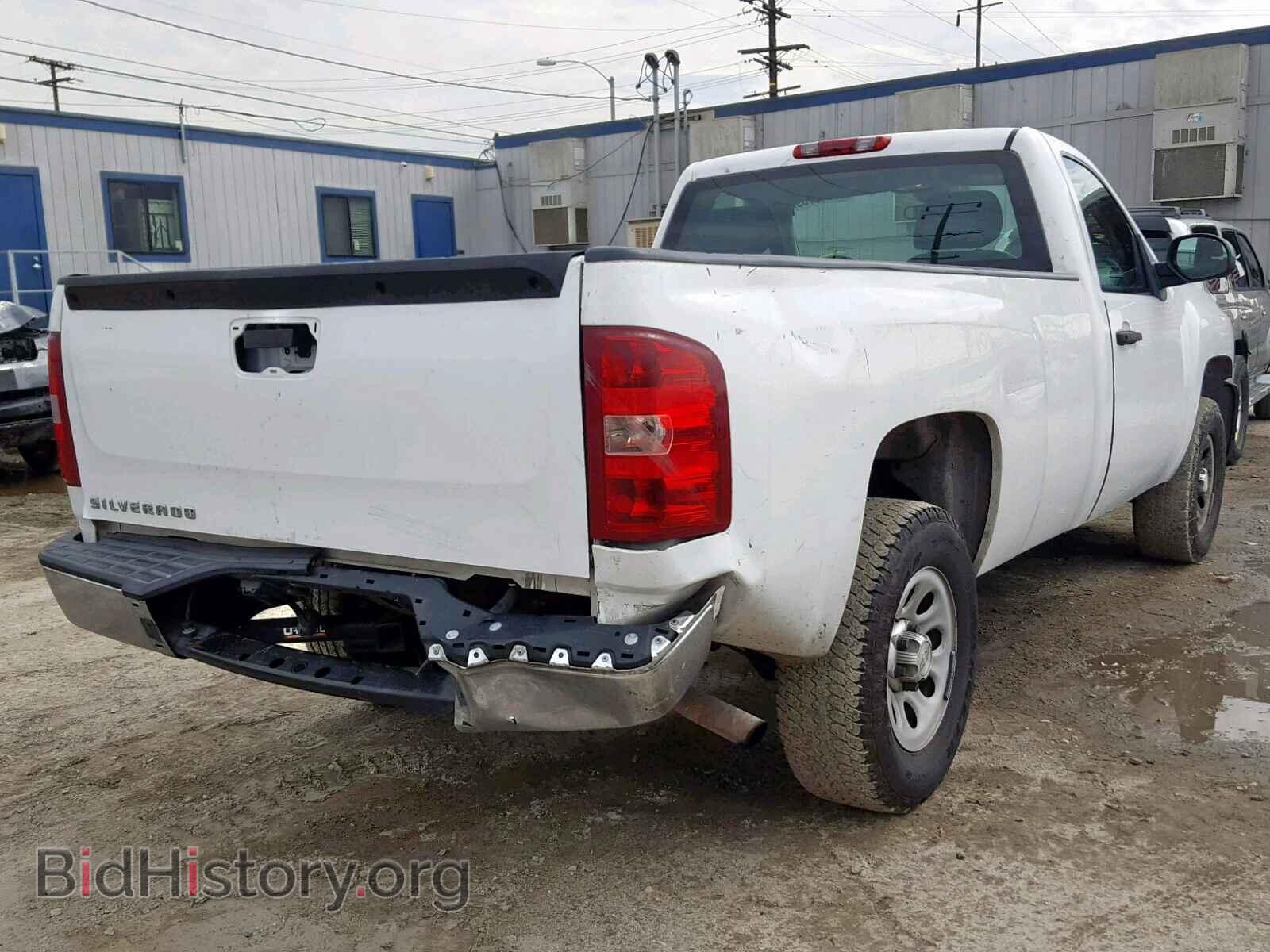 2010 CHEVROLET SILVERADO - VIN: 1GCPCPEA7AZ107074 - Фото 4