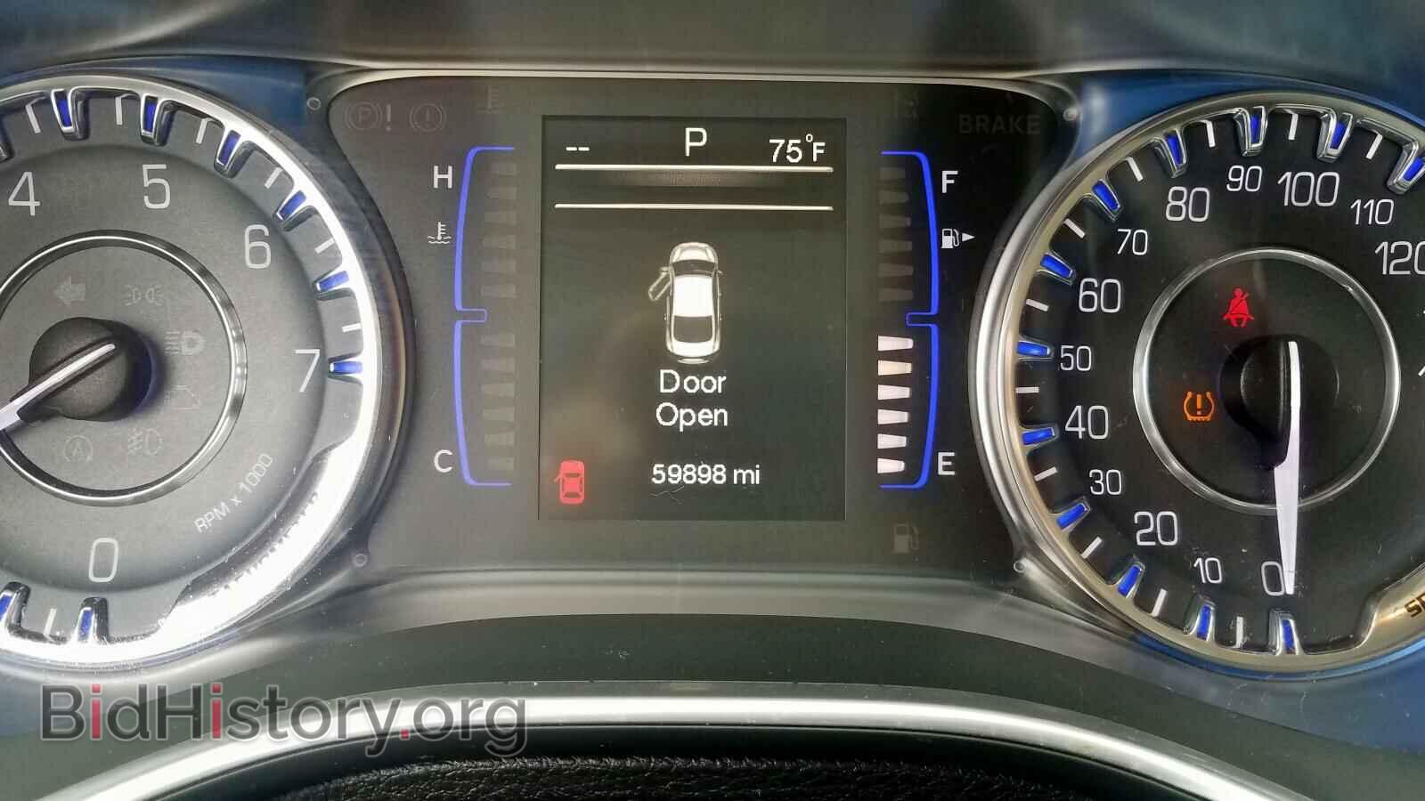 Photo 1C3CCCABXFN719852 - CHRYSLER 200 2015