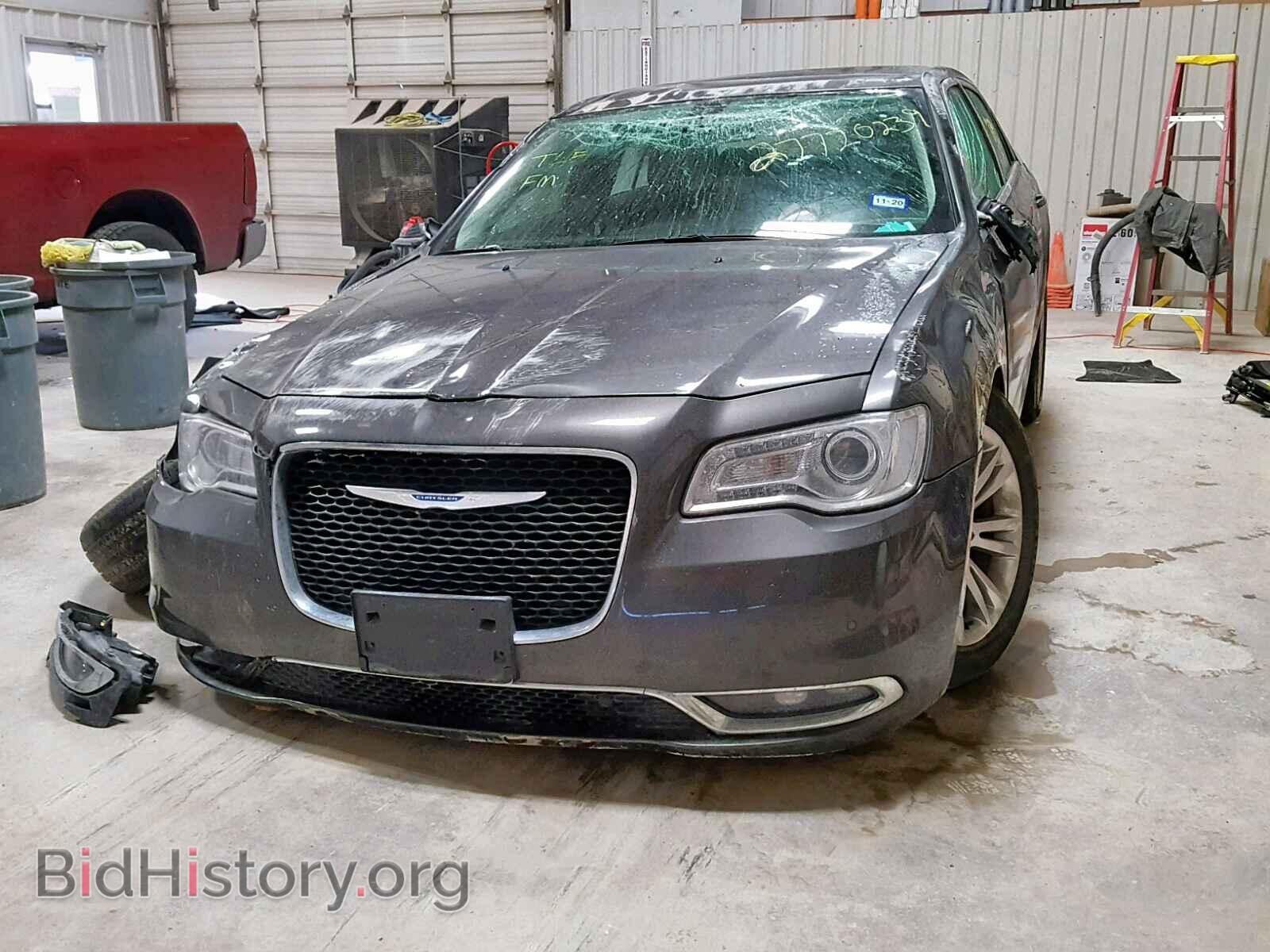 2018 CHRYSLER 300 - VIN: 2C3CCAAG8JH254904 - Фото 2