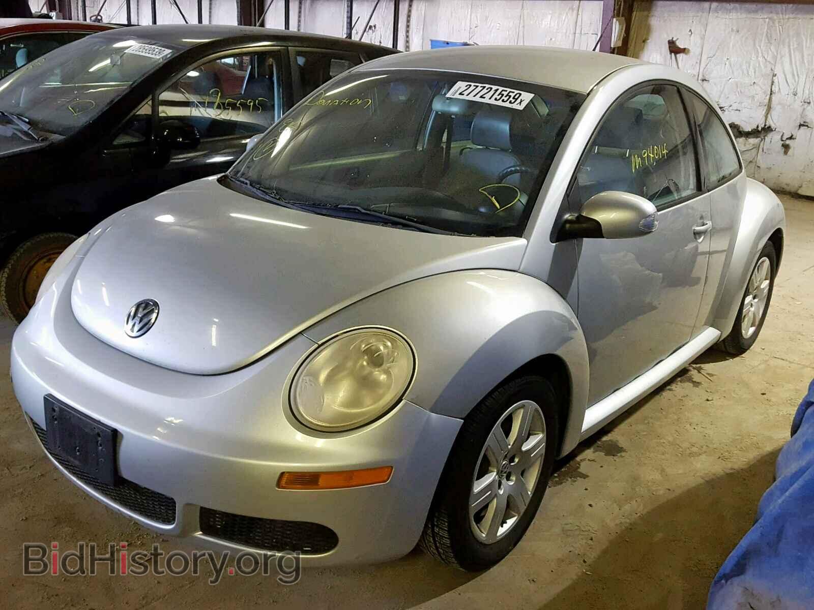 2007 VOLKSWAGEN BEETLE - VIN: 3VWPG31C27M511461 - Фото 2