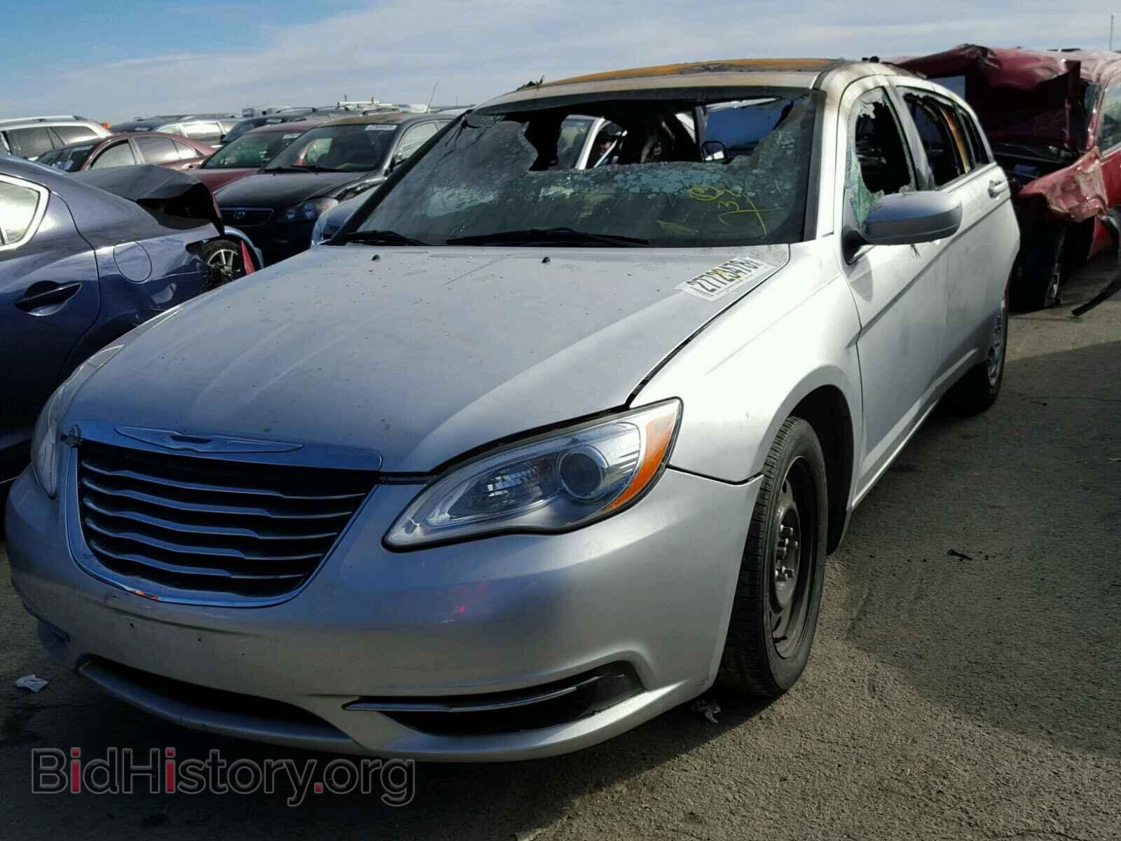 2012 CHRYSLER 200 - VIN: 1C3CCBAB3CN273560 - Фото 2
