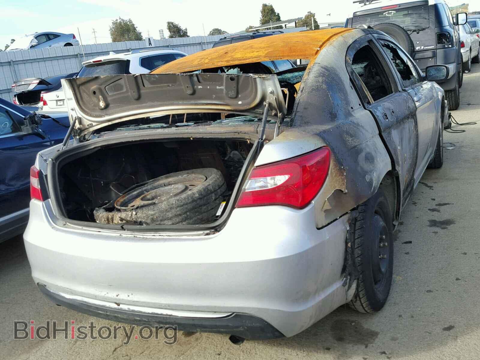 2012 CHRYSLER 200 - VIN: 1C3CCBAB3CN273560 - Фото 4