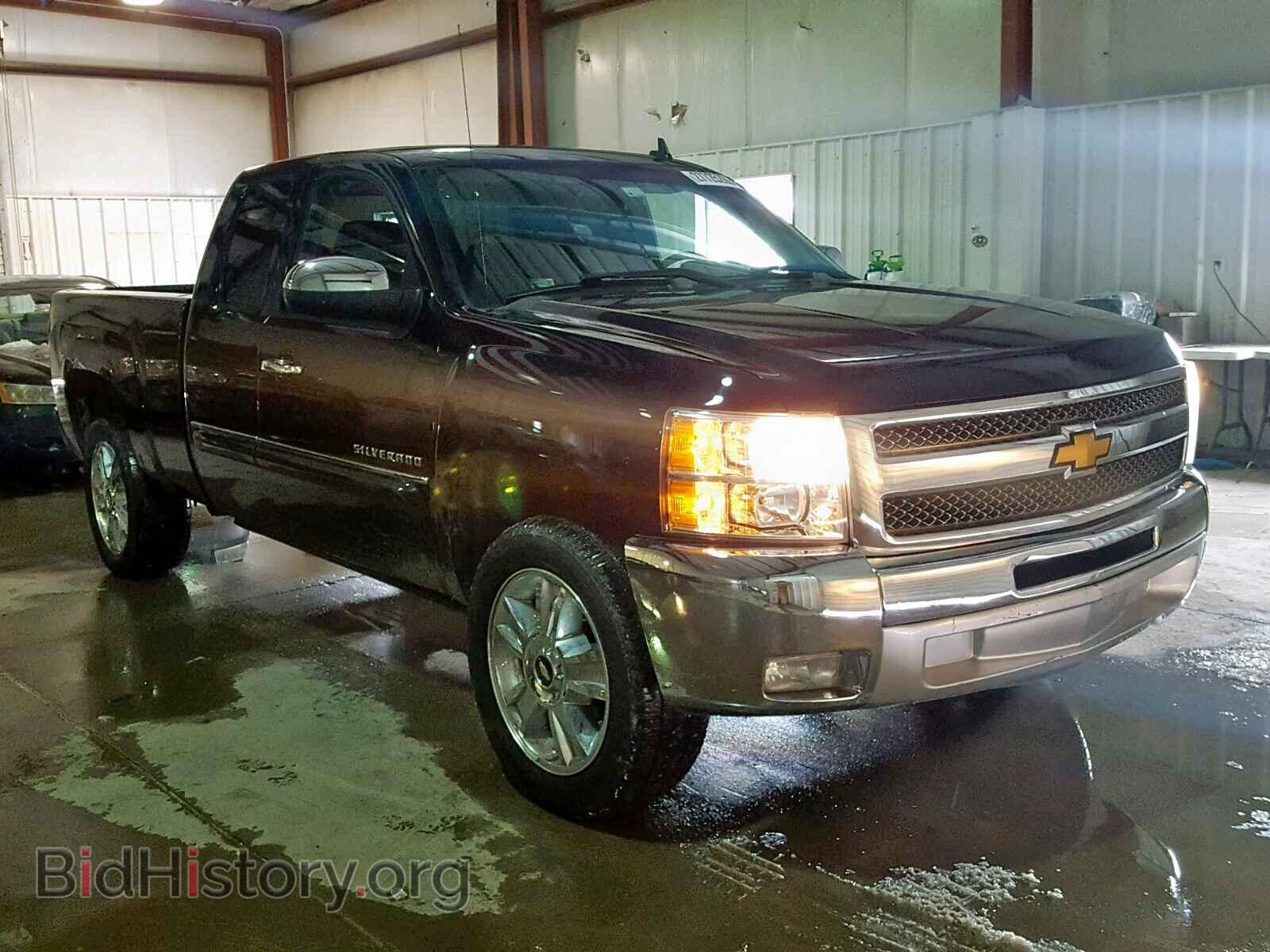 Photo 1GCRCSE09DZ129052 - CHEVROLET SILVERADO 2013