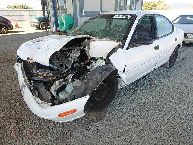 1996 DODGE NEON - VIN: 1B3ES47CXTD520972 - Фото 2