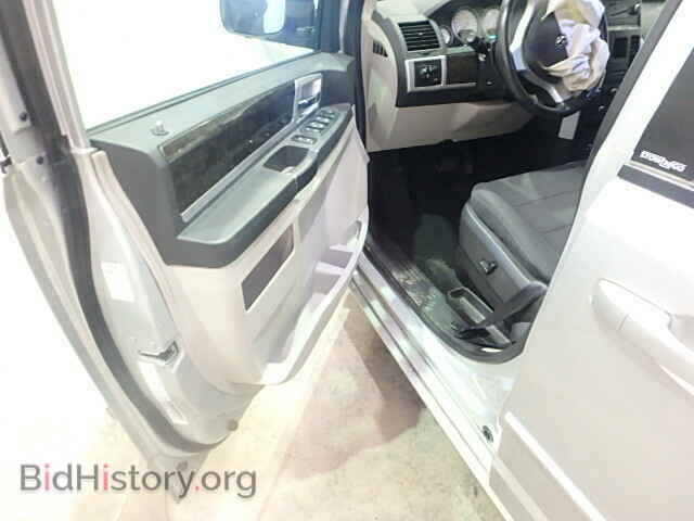 2010 DODGE CARAVAN - VIN: 2D4RN5D17AR200313 - Photo 10