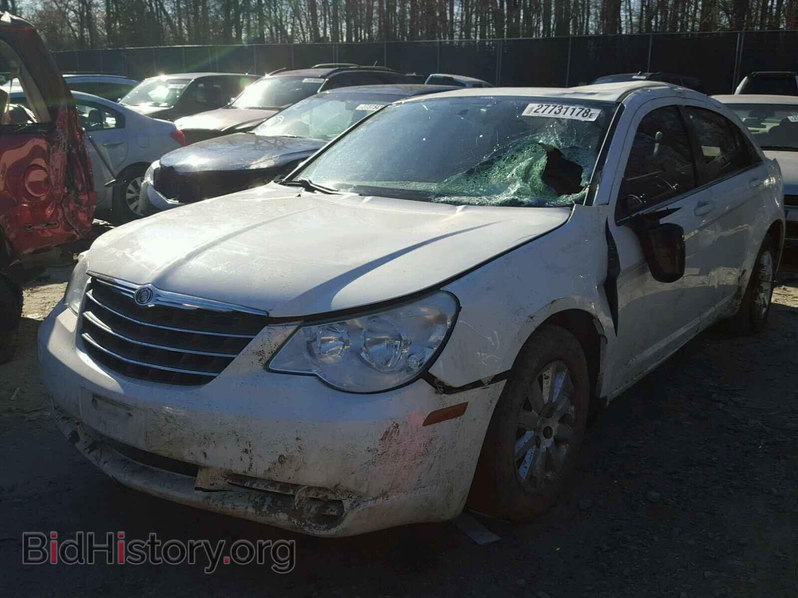 2010 CHRYSLER SEBRING - VIN: 1C3CC4FB6AN223916 - Фото 2