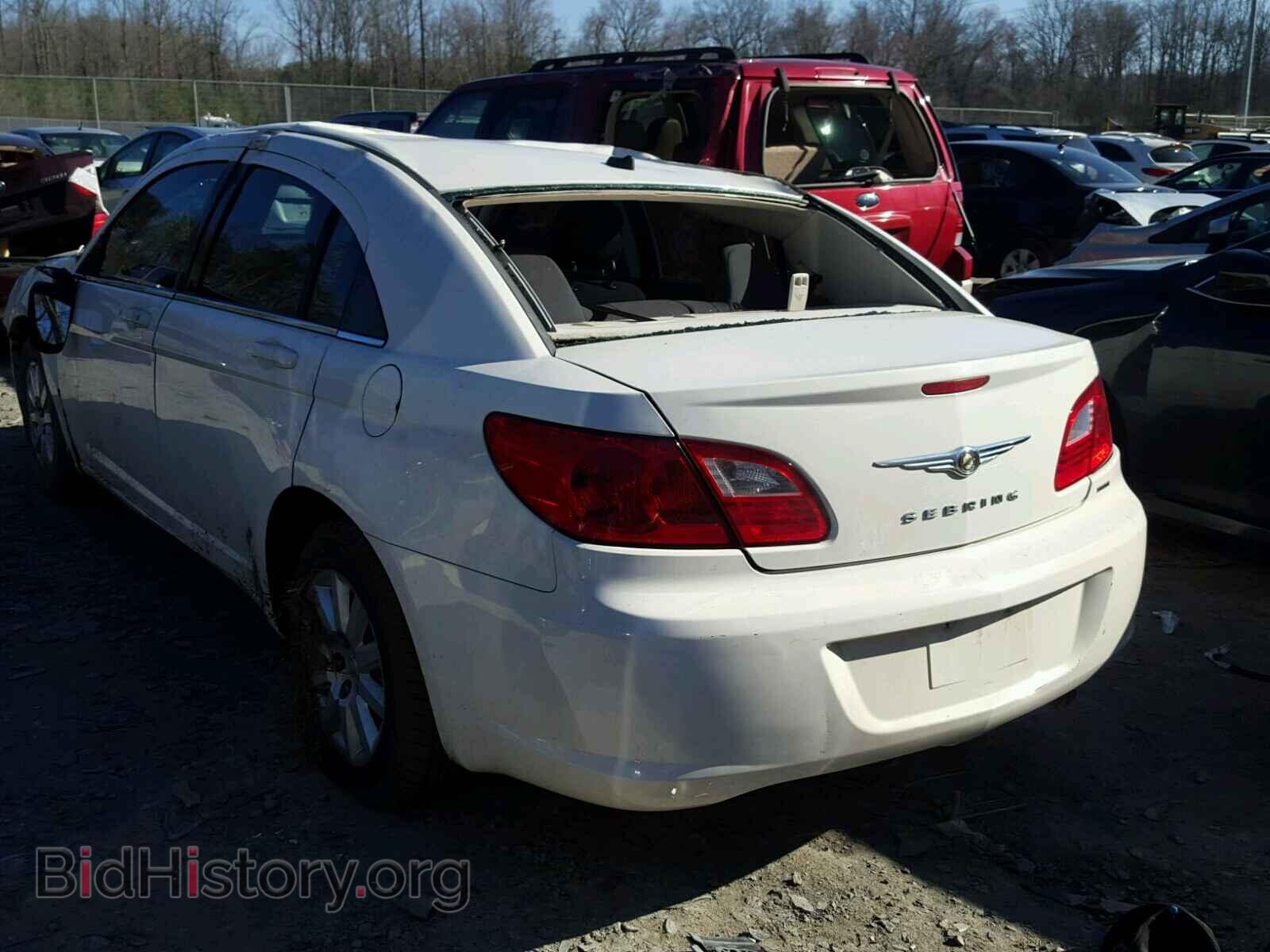 2010 CHRYSLER SEBRING - VIN: 1C3CC4FB6AN223916 - Фото 3