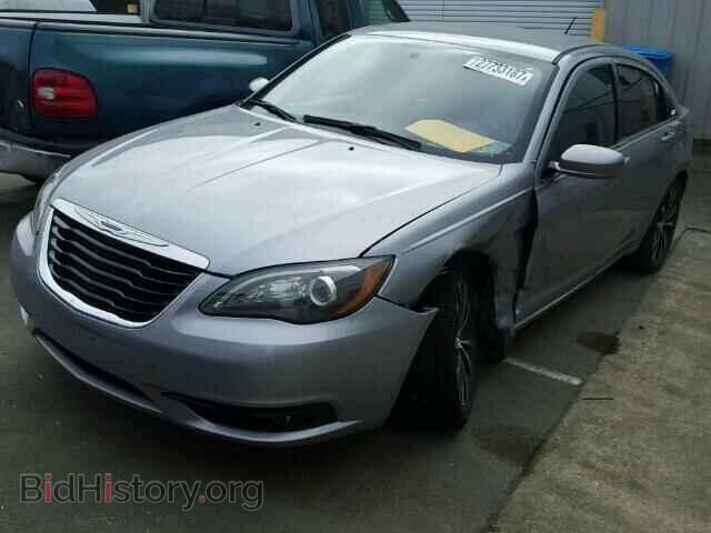 2013 CHRYSLER 200 - VIN: 1C3CCBBB8DN627539 - Фото 2