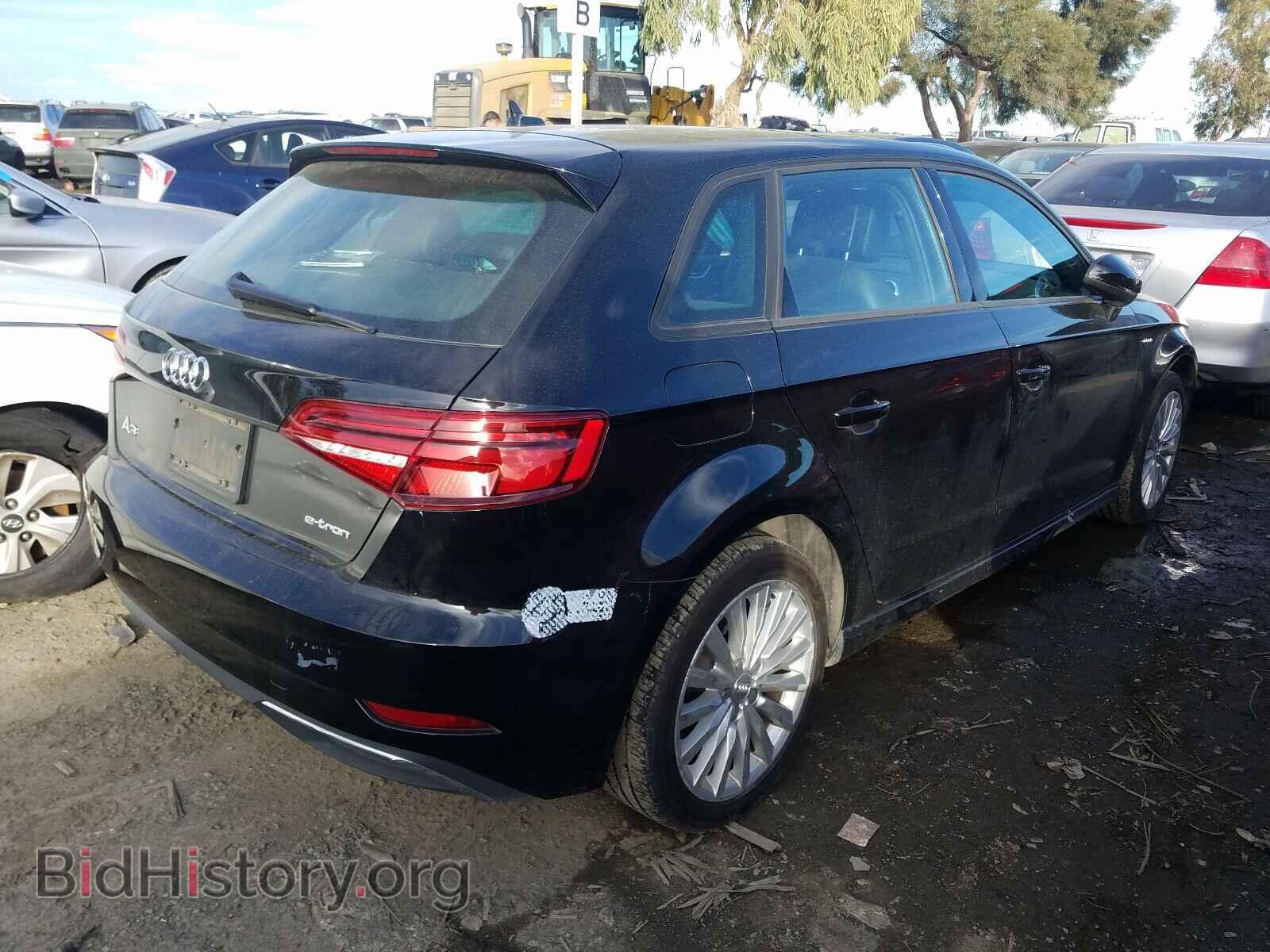 2018 AUDI A3 - VIN: WAUUPBFF7JA054697 - Фото 4