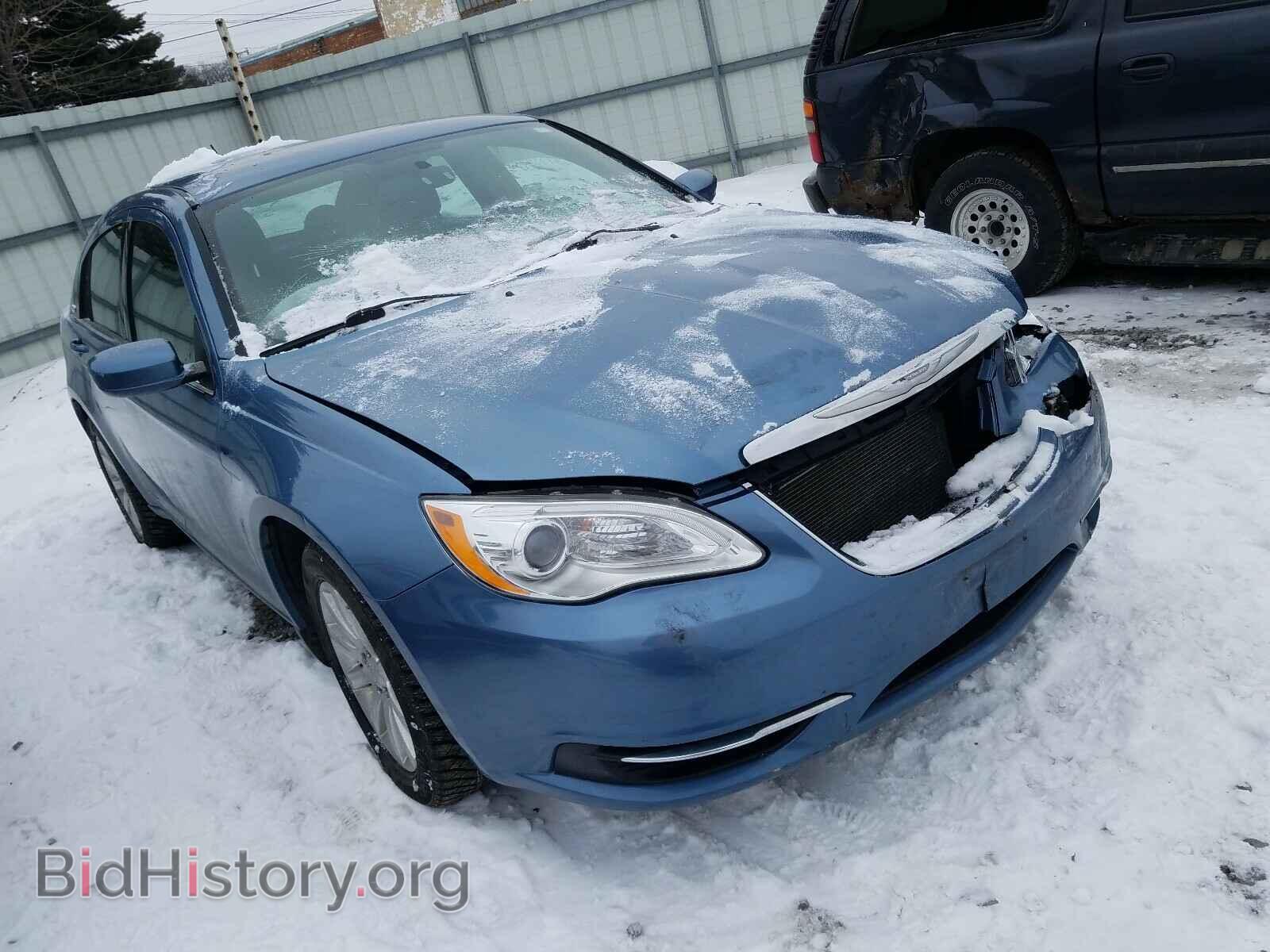 Photo 1C3BC1FB3BN592924 - CHRYSLER 200 2011