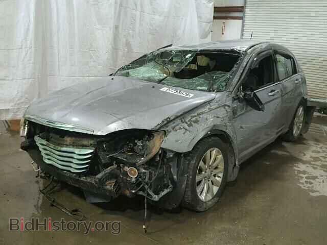 2013 CHRYSLER 200 - VIN: 1C3CCBCG4DN573196 - Фото 2