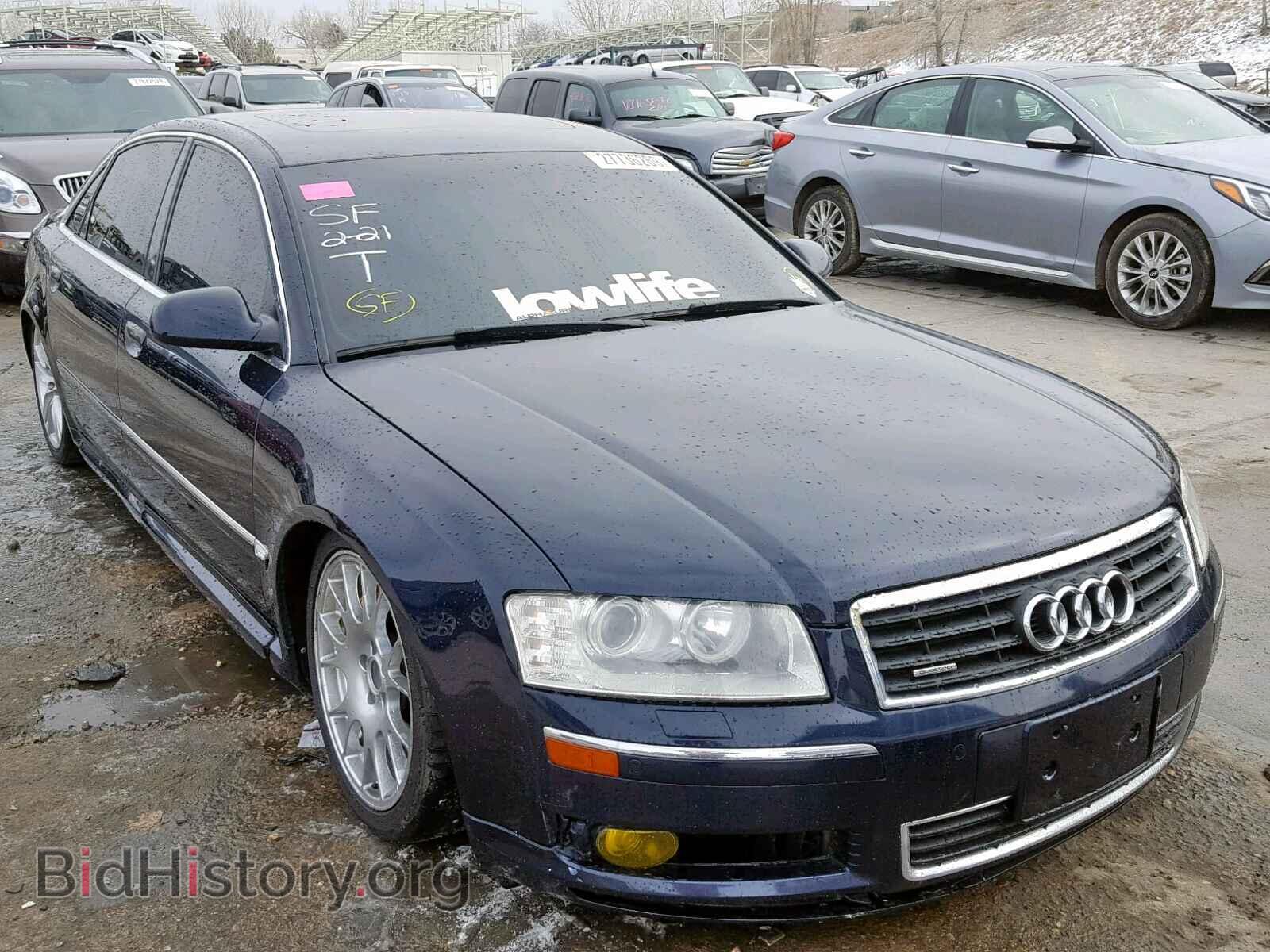 Photo  - AUDI A8 2005
