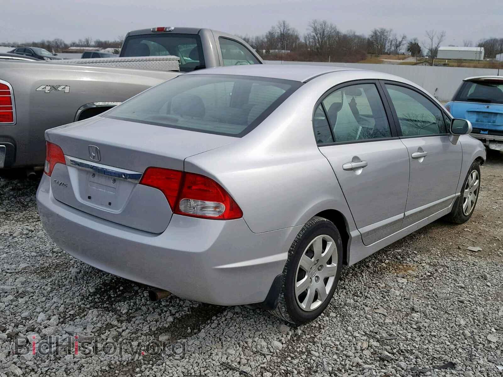 2011 HONDA CIVIC LX - VIN: 19XFA1F59BE048106 - Фото 4