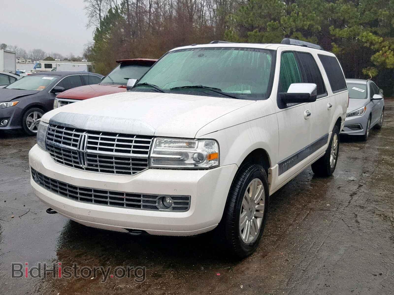 2012 LINCOLN NAVIGATOR - VIN: 5LMJJ3J58CEL01905 - Фото 2