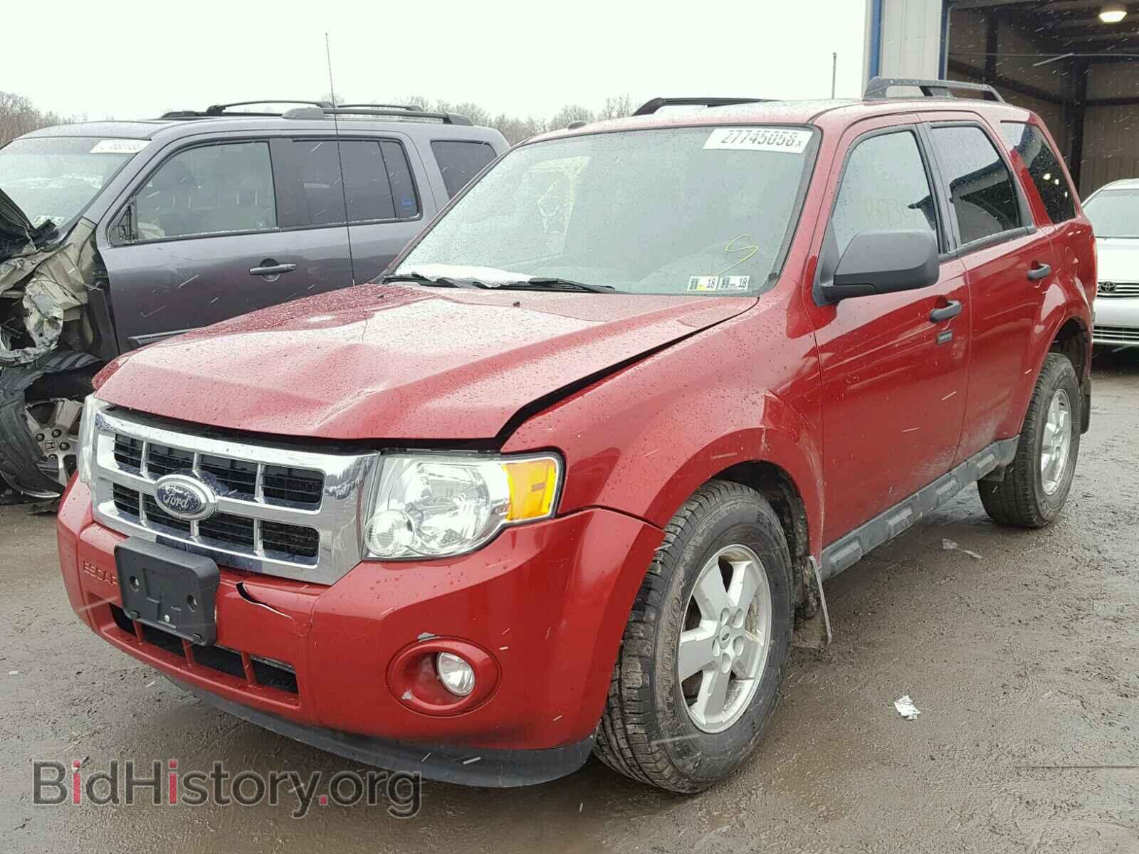 2009 FORD ESCAPE - VIN: 1FMCU93729KC69211 - Фото 2