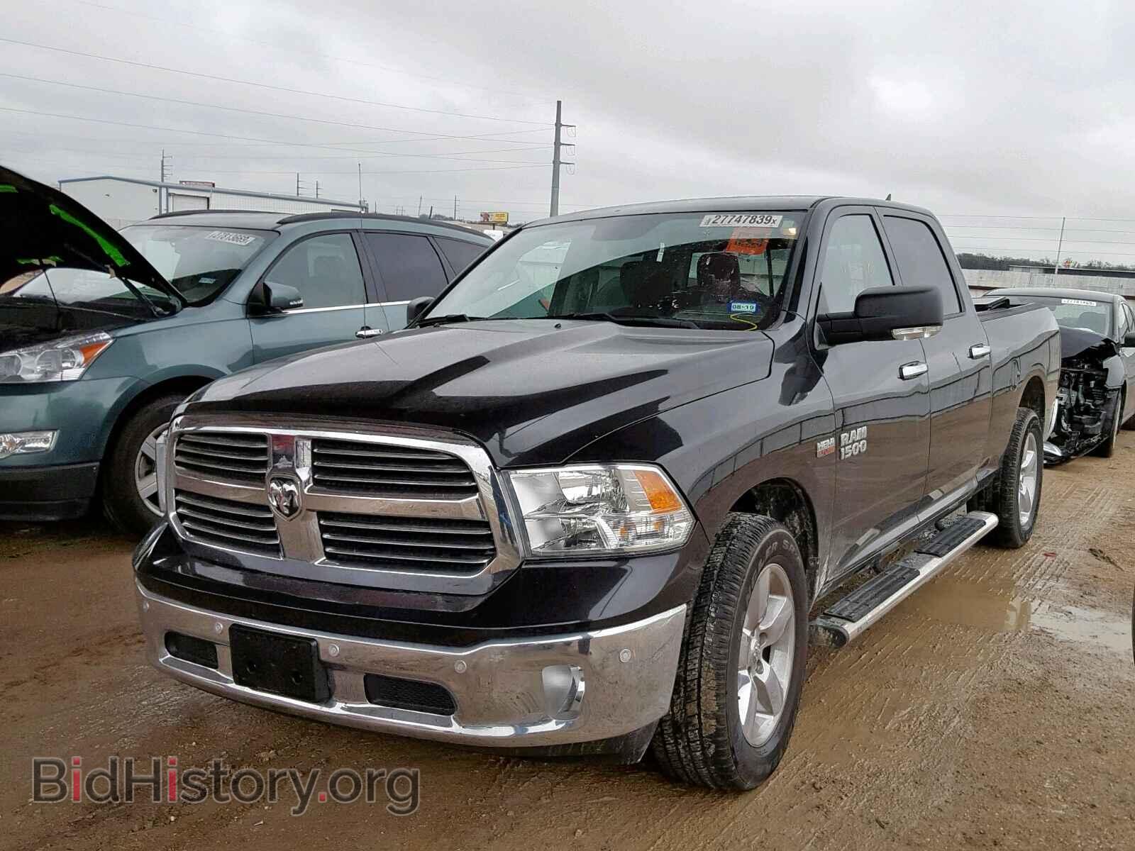 2017 RAM 1500 SLT - VIN: 1C6RR6TT6HS576351 - Фото 2