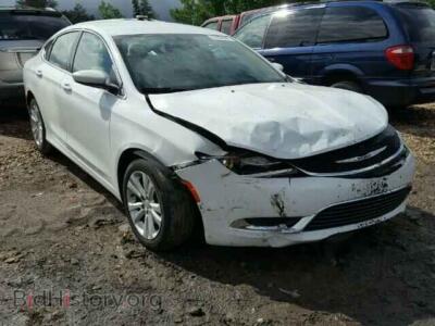 2015 Chrysler 200 200 Limite, белый — VIN 1C3CCCAB2FN527480, Copart