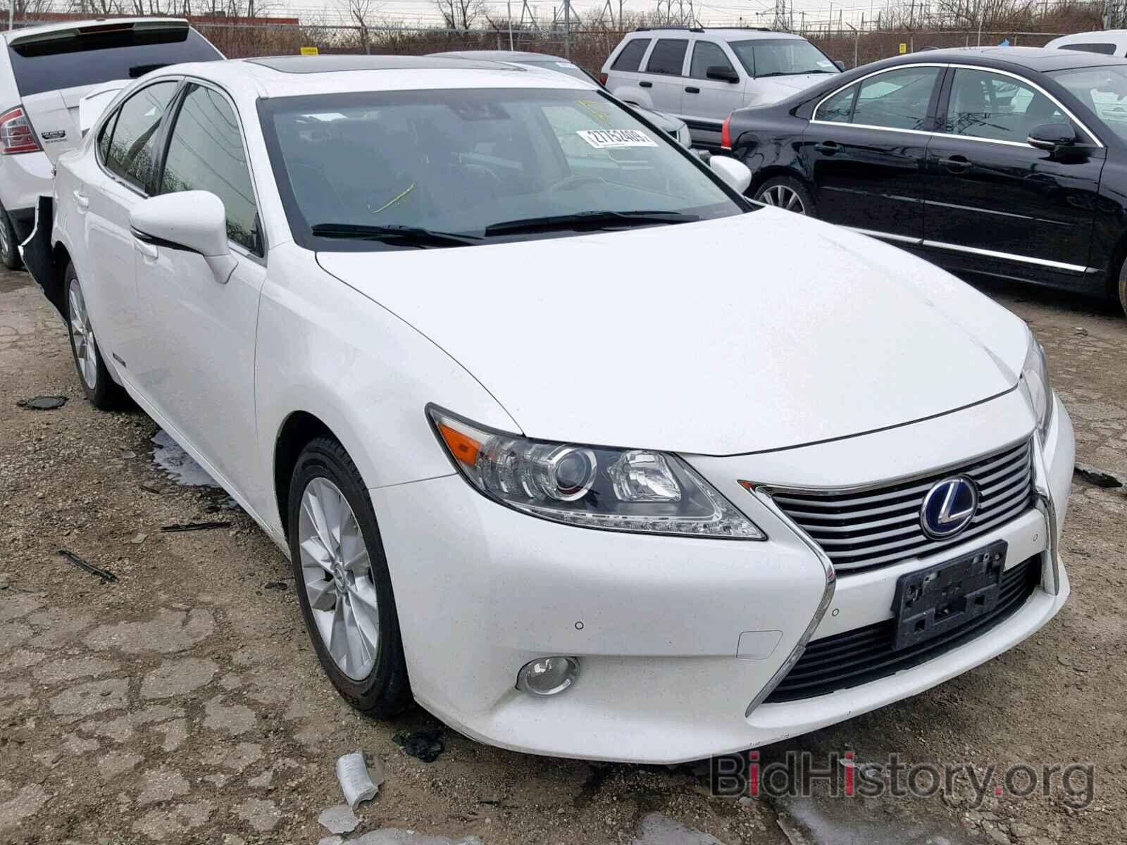 Фотография JTHBW1GG6D2030497 - LEXUS ES300 2013