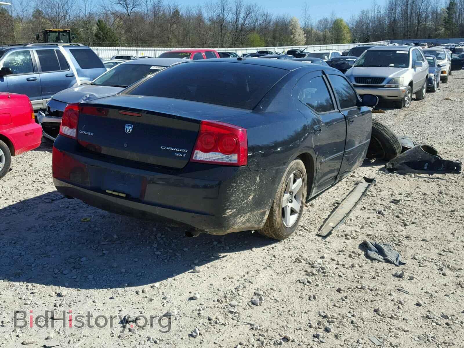 2010 DODGE CHARGER - VIN: 2B3CA3CV6AH266821 - Фото 4