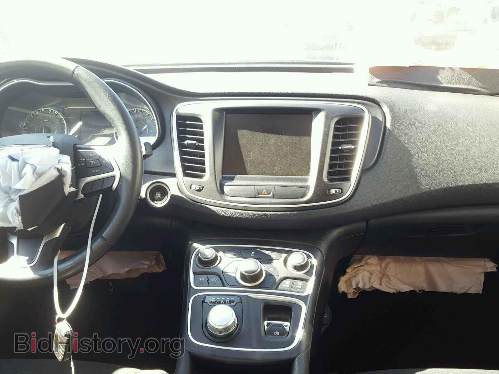 2015 CHRYSLER 200 - VIN: 1C3CCCABXFN672296 - Фото 9