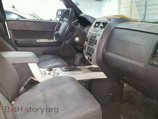 2011 FORD ESCAPE - VIN: 1FMCU0DG6BKA32950 - Photo 5