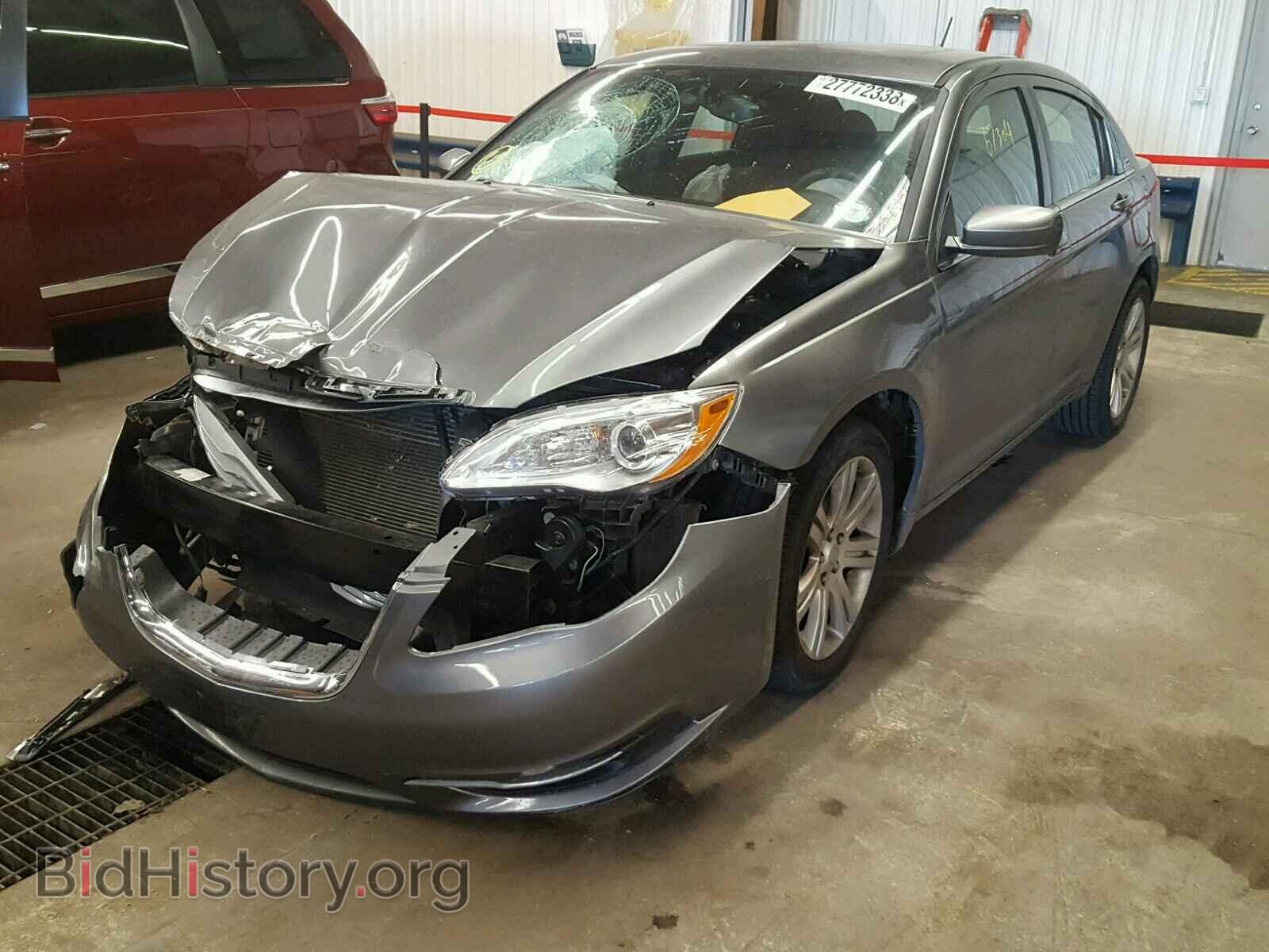 2013 CHRYSLER 200 - VIN: 1C3CCBBB9DN549384 - Фото 2