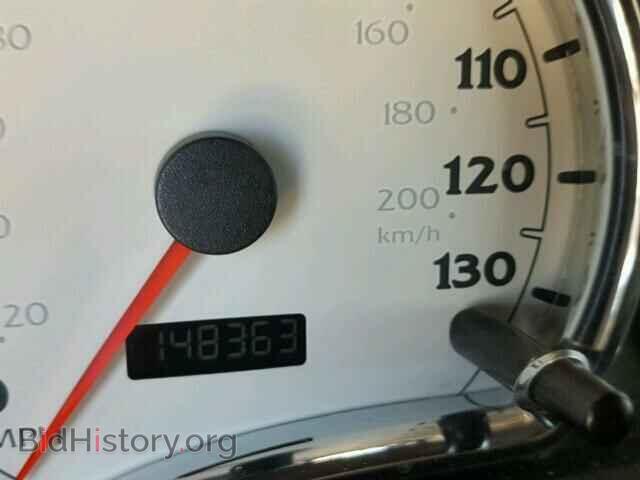 2004 SATURN VUE - VIN: 5GZCZ23D04S887928 - Photo 8