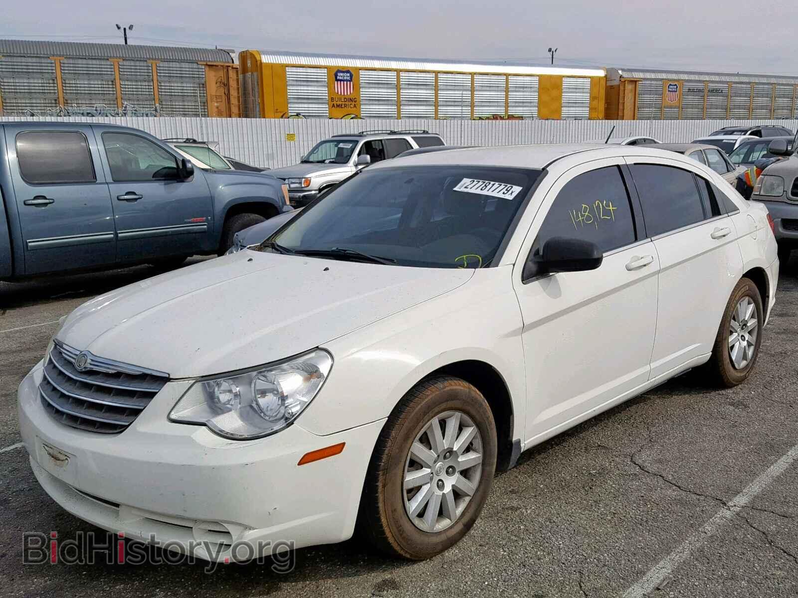 2010 CHRYSLER SEBRING - VIN: 1C3CC4FD7AN179815 - Фото 2