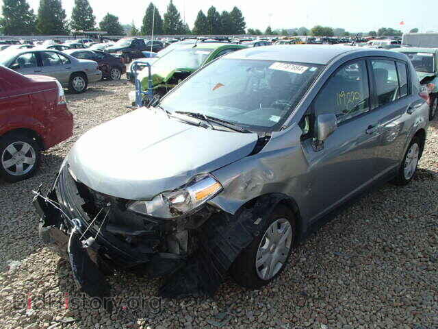 2011 NISSAN VERSA - VIN: 3N1BC1CP1BL462039 - Photo 2