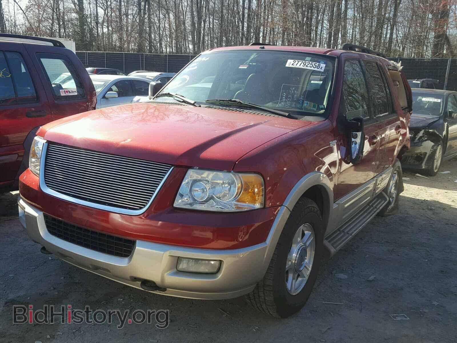 2005 FORD EXPEDITION - VIN: 1FMFU18525LA38870 - Фото 2