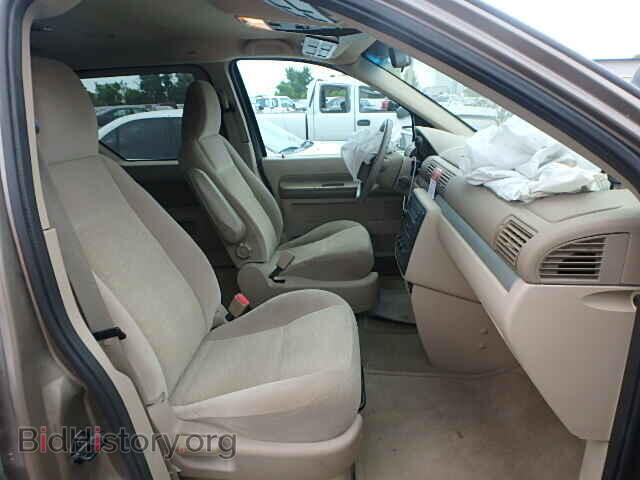 2005 FORD FREESTAR - VIN: 2FMDA51655BA56600 - Фото 5