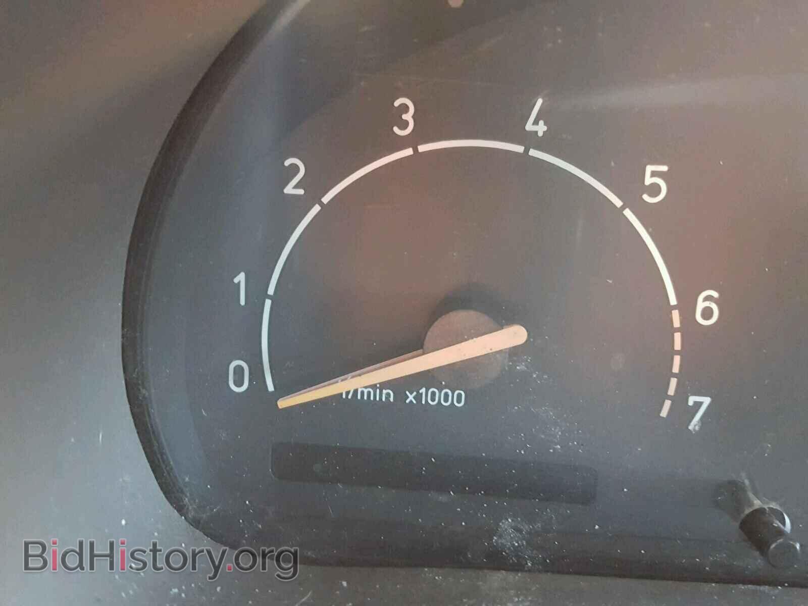 2000 SAAB 9 3 - VIN: YS3DF58K9Y2040458 - Photo 8
