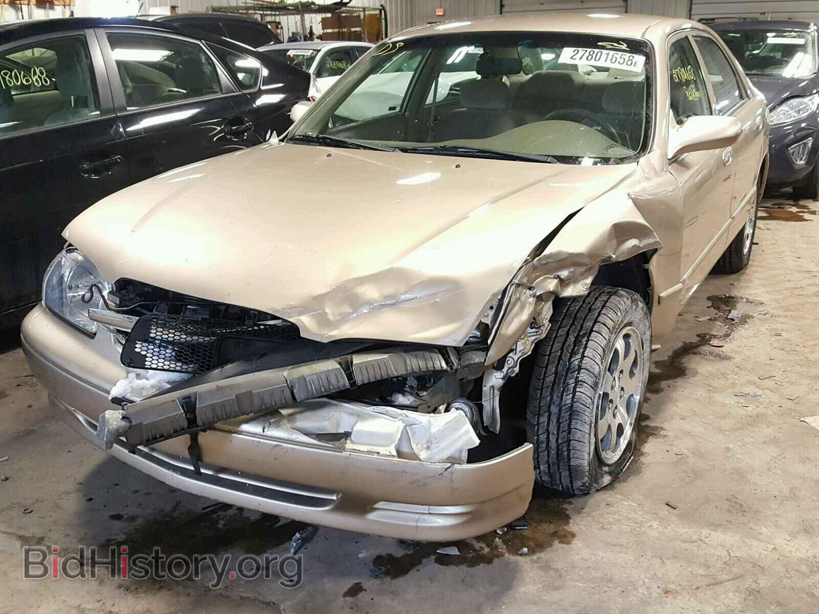 2000 MAZDA 626 - VIN: 1YVGF22CXY5136273 - Фото 2