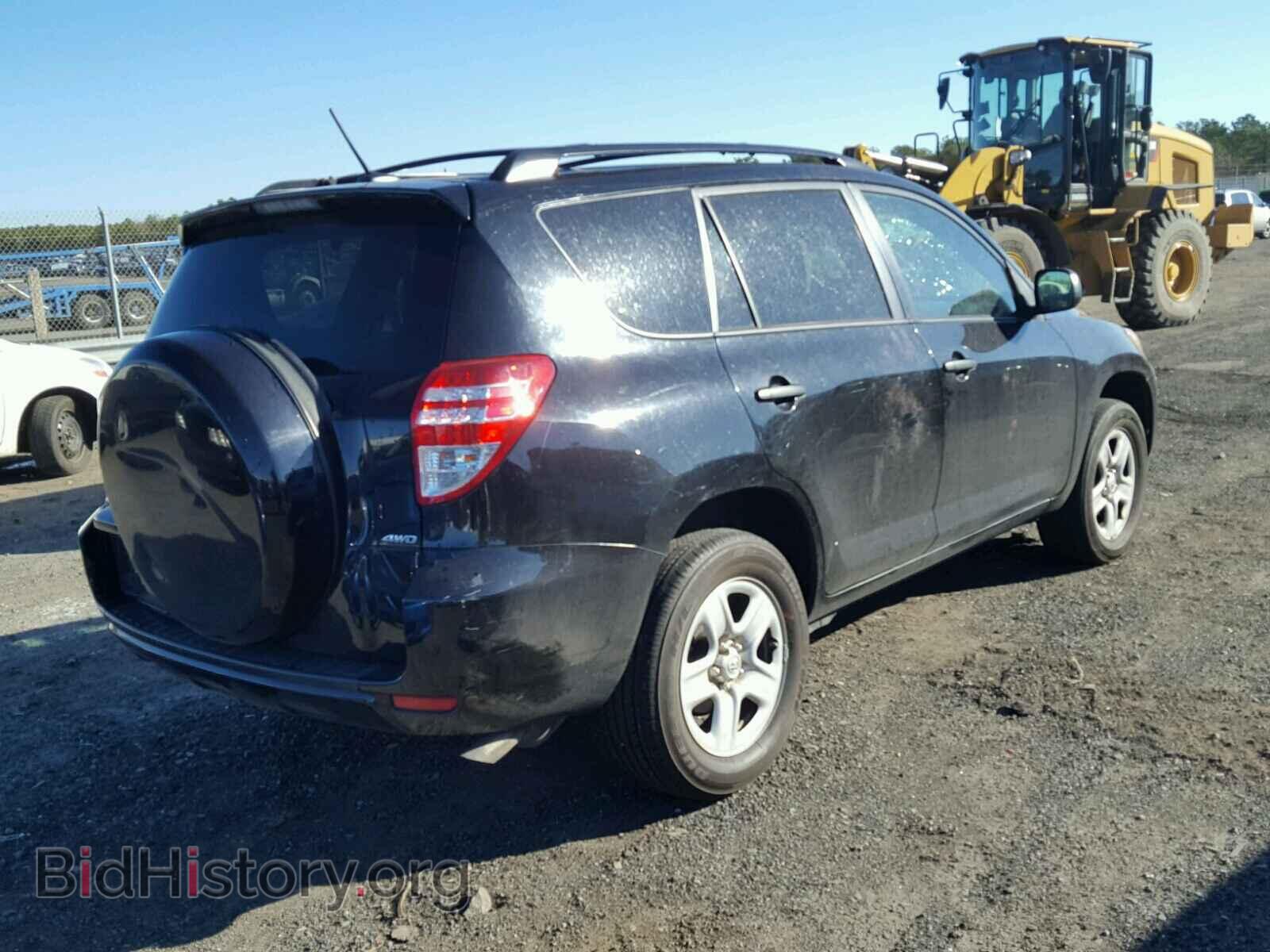 2011 TOYOTA RAV4 - VIN: 2T3BF4DV6BW136488 - Фото 4