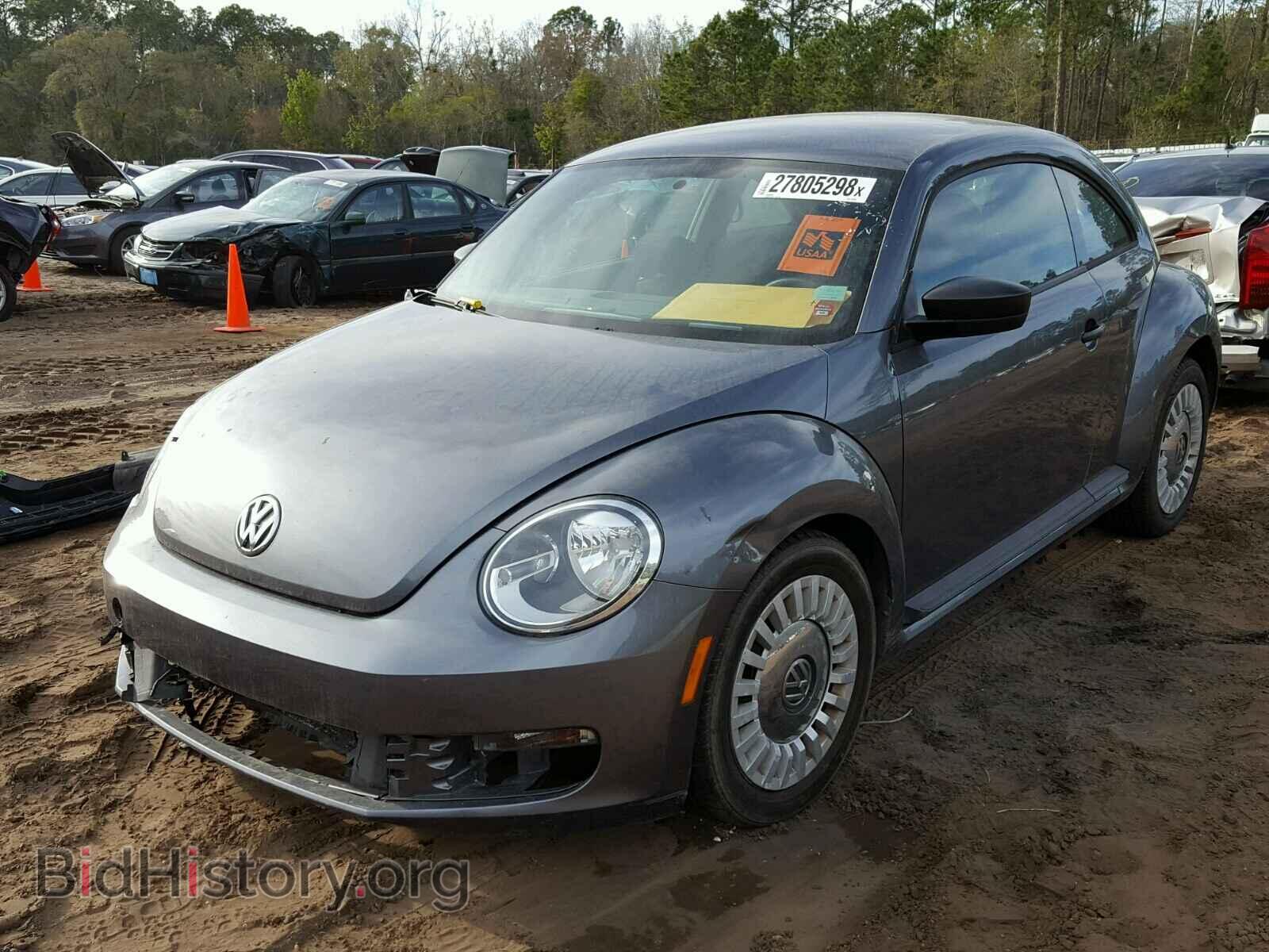 2013 VOLKSWAGEN BEETLE - VIN: 3VWFP7AT2DM643540 - Фото 2