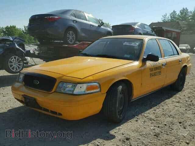 2011 FORD CROWN VIC - VIN: 2FABP7AV1BX166318 - Фото 2