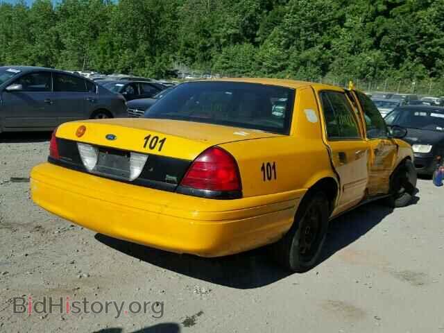 2011 FORD CROWN VIC - VIN: 2FABP7AV1BX166318 - Фото 4