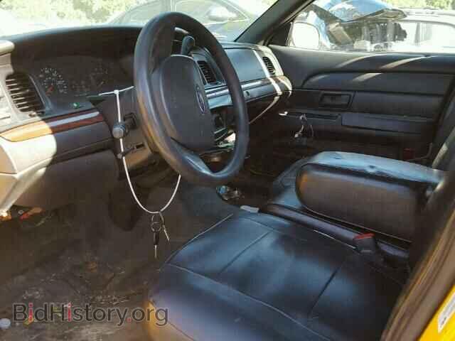 2011 FORD CROWN VIC - VIN: 2FABP7AV1BX166318 - Фото 5