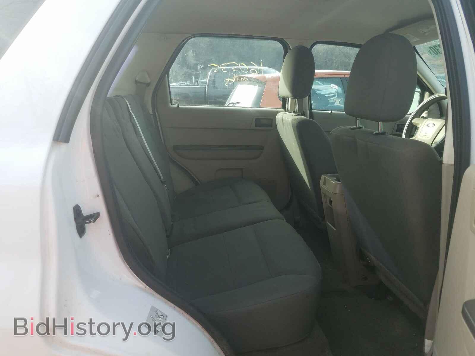 2011 FORD ESCAPE - VIN: 1FMCU9C73BKB99076 - Photo 6