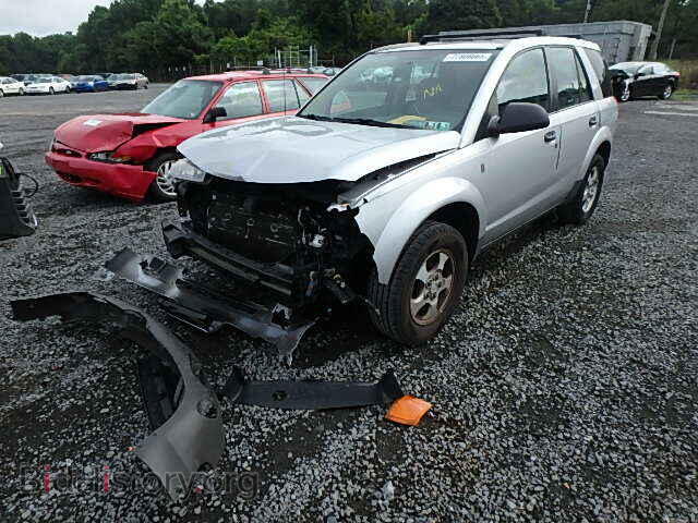 2003 SATURN VUE - VIN: 5GZCZ43D93S802885 - Фото 2
