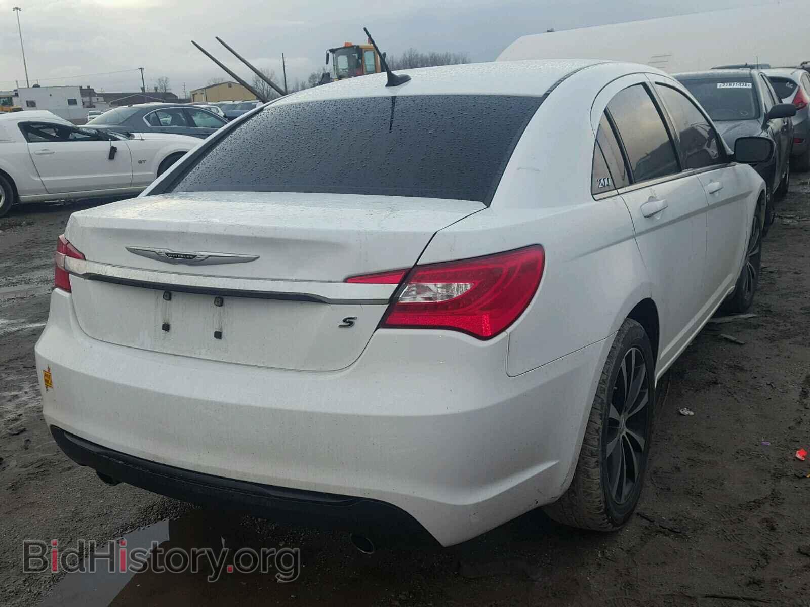 2012 CHRYSLER 200 - VIN: 1C3CCBHG9CN164957 - Фото 4
