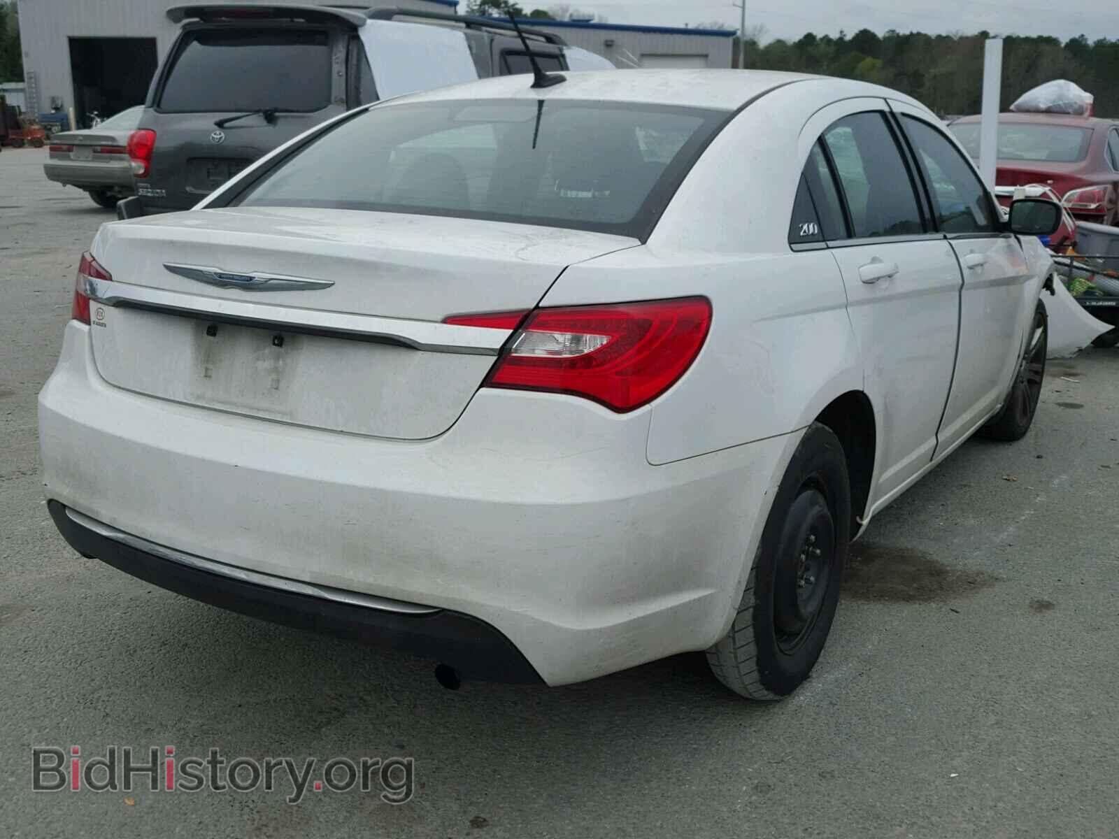 2012 CHRYSLER 200 - VIN: 1C3CCBAB5CN318272 - Фото 4