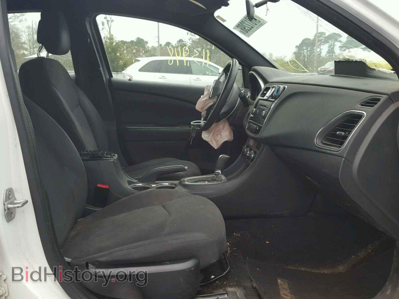 2012 CHRYSLER 200 - VIN: 1C3CCBAB5CN318272 - Фото 5