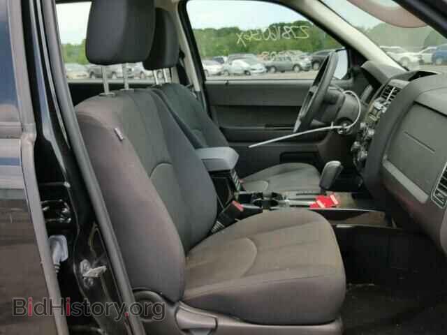 2011 MAZDA TRIBUTE - VIN: 4F2CY9C74BKM06390 - Фото 5