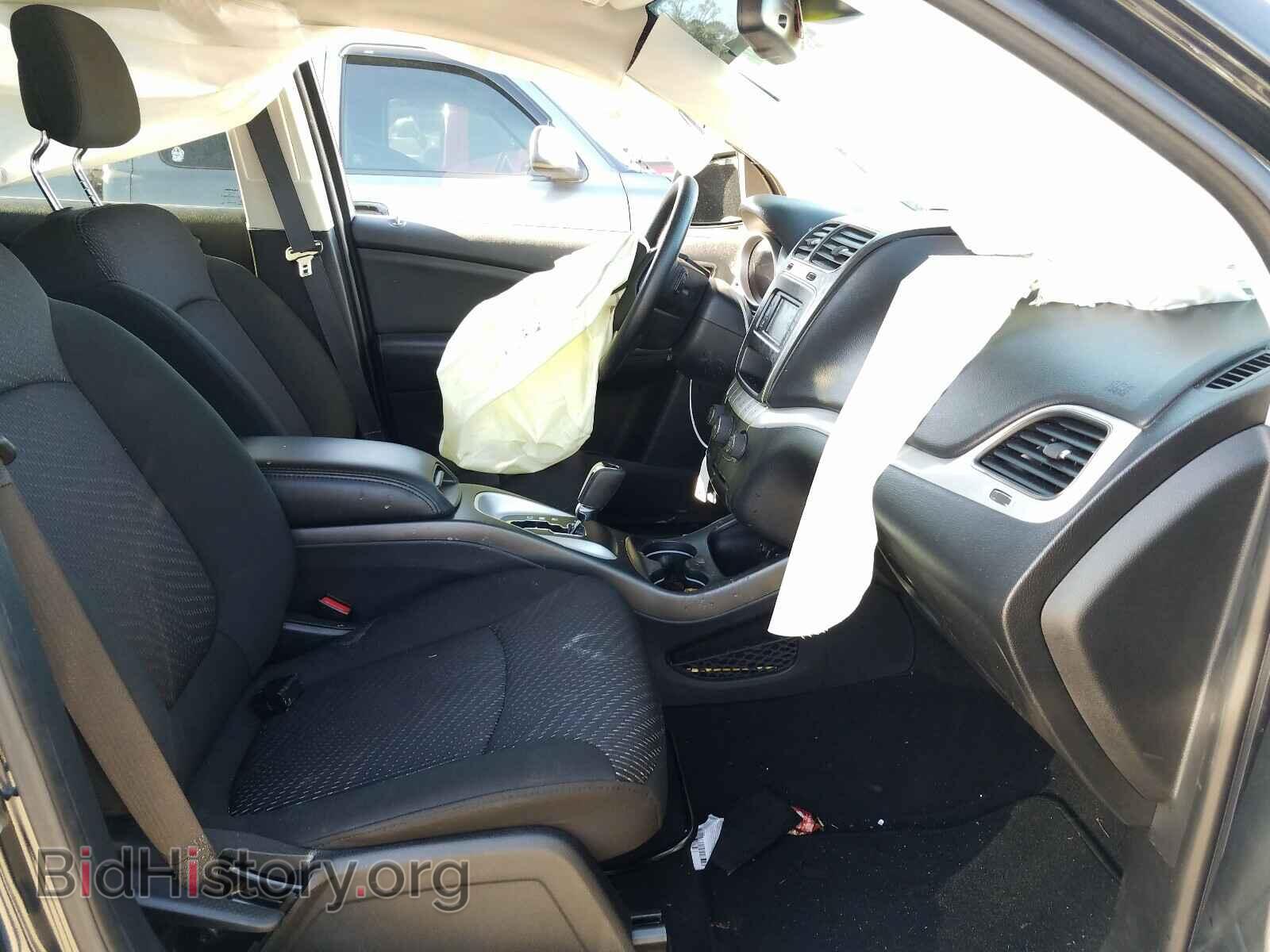 2019 DODGE JOURNEY SE - VIN: 3C4PDCBB3KT821103 - Фото 5