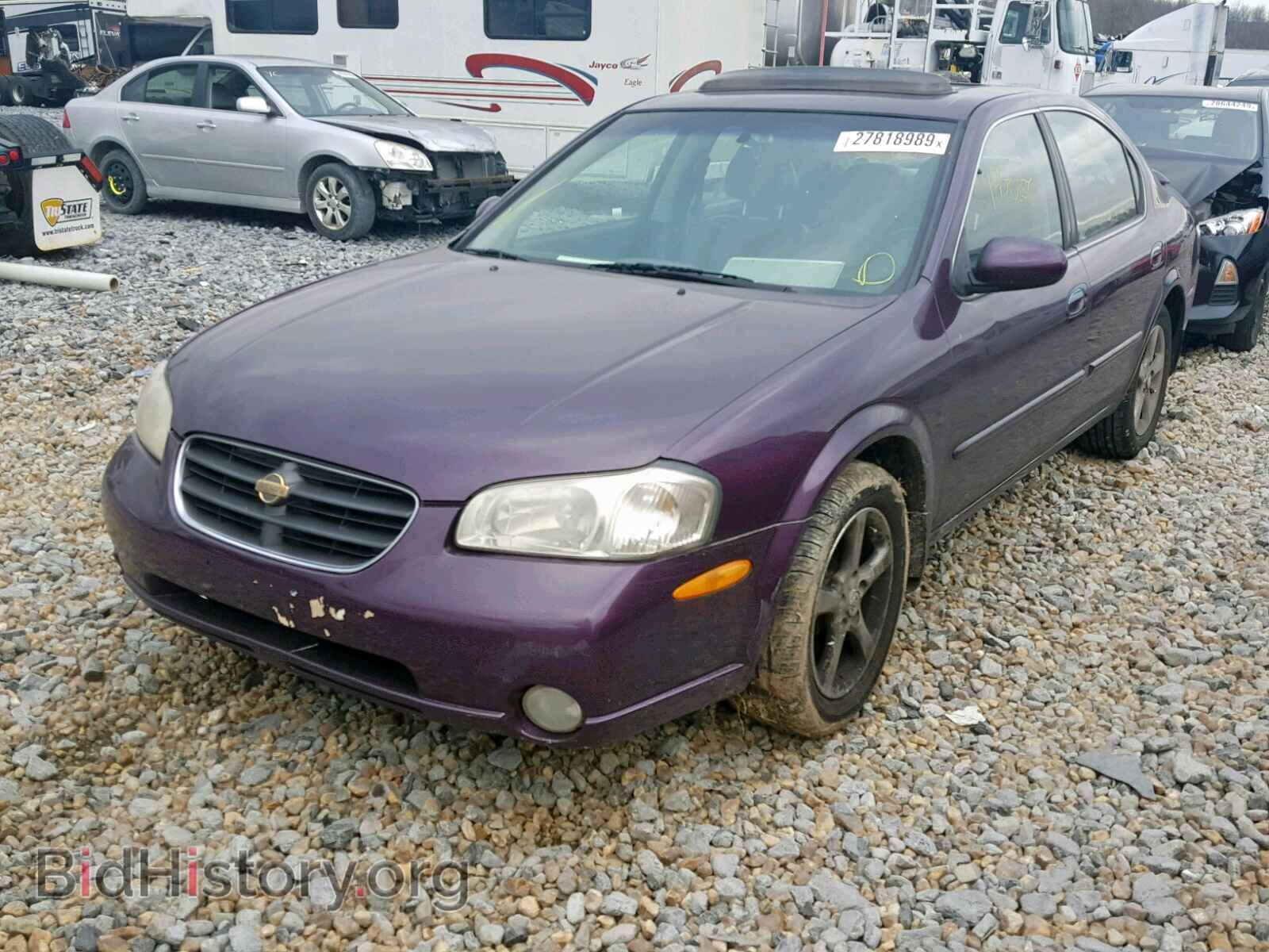 2000 NISSAN MAXIMA - VIN: JN1CA31D2YT712570 - Фото 2