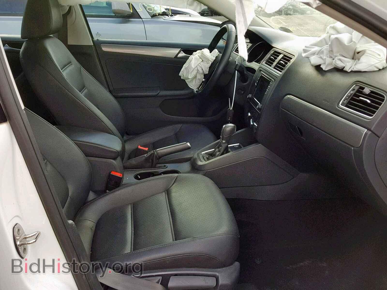 2017 VOLKSWAGEN JETTA - VIN: 3VWDB7AJXHM217038 - Фото 5